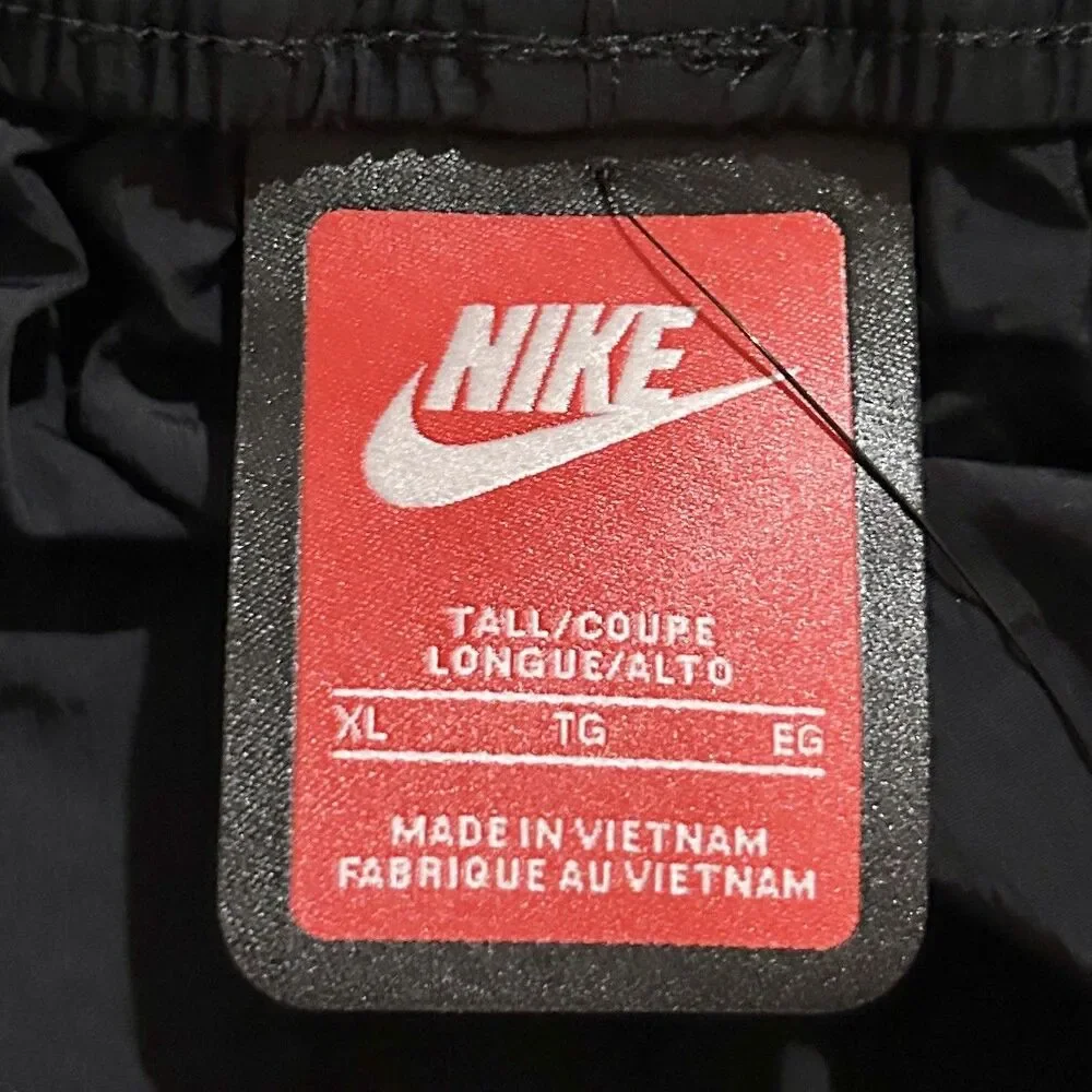 Nike Tech Woven Men’s Size XL-Tall Black Lifestyle Cargo Pants